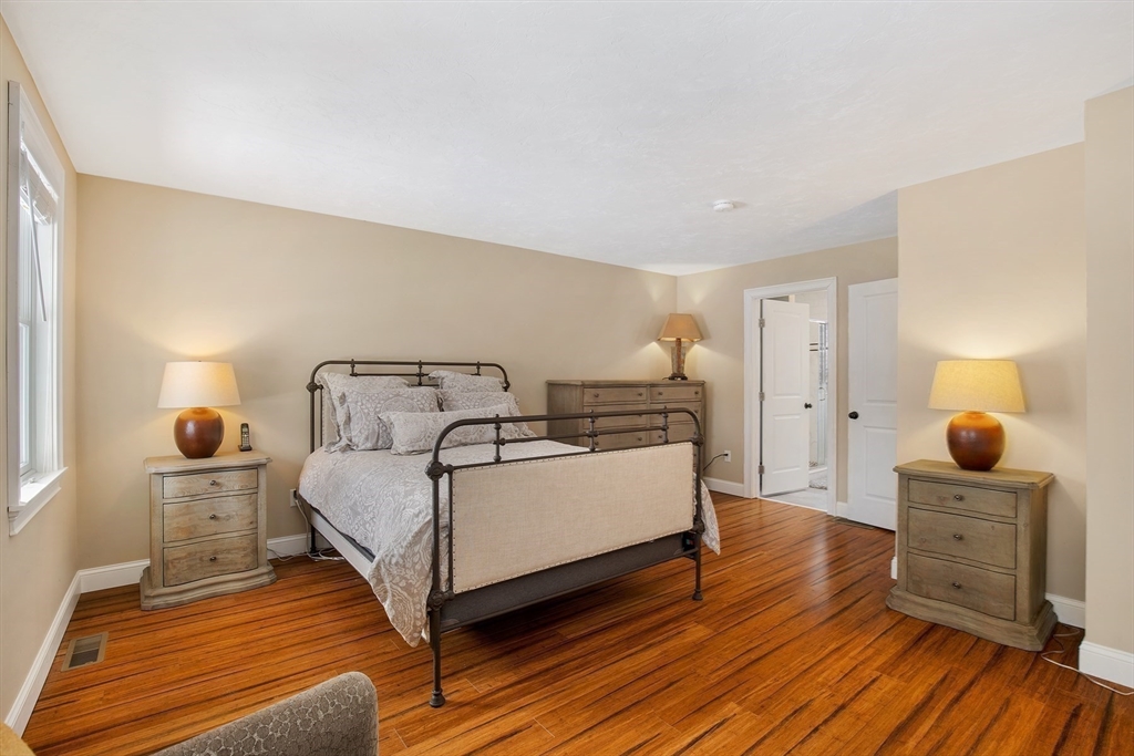 9 Country Lane Dennis, MA 02639 - Photo 18 of 37