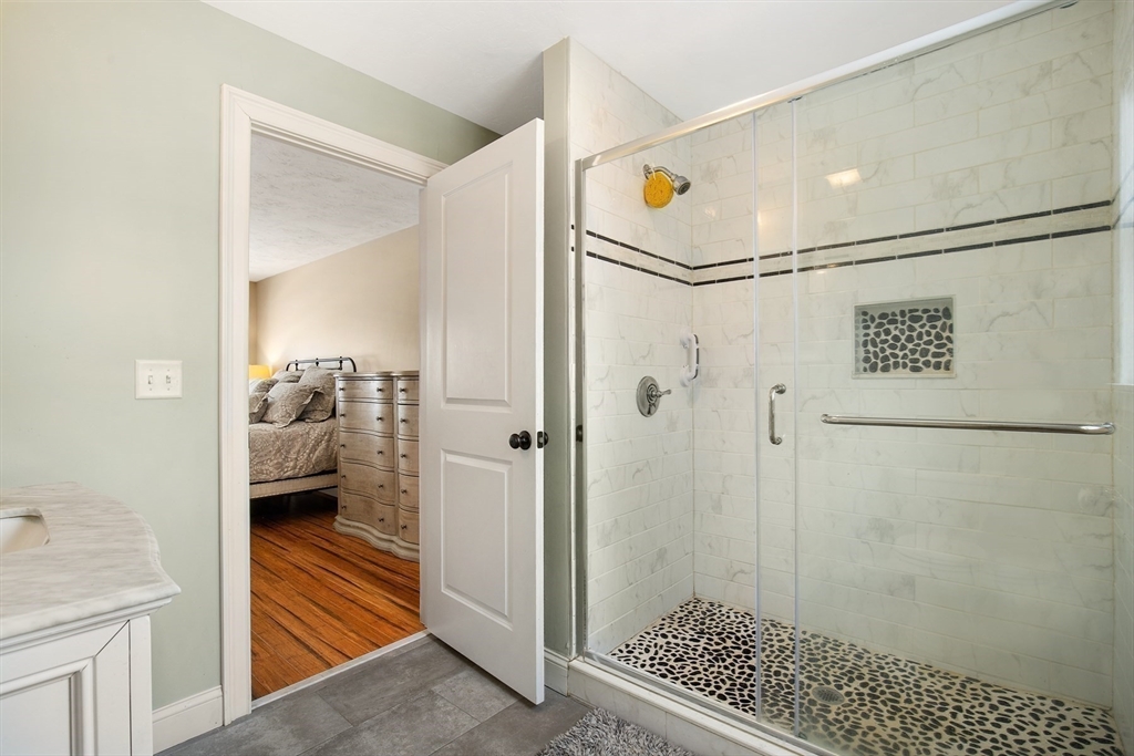 9 Country Lane Dennis, MA 02639 - Photo 20 of 37