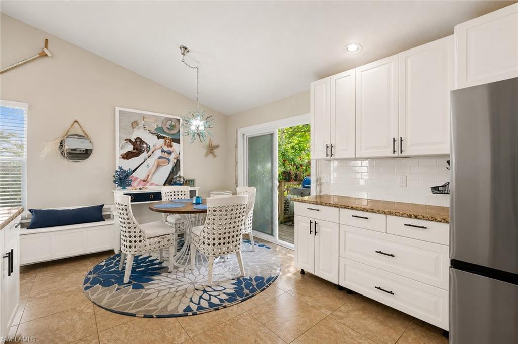 105 West Hilo Street Naples, FL 34113 - Photo 8 of 27