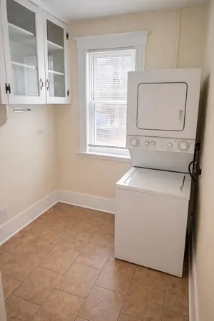 $1,900 | 32 Howe Street, Unit 1, Methuen, MA 01844