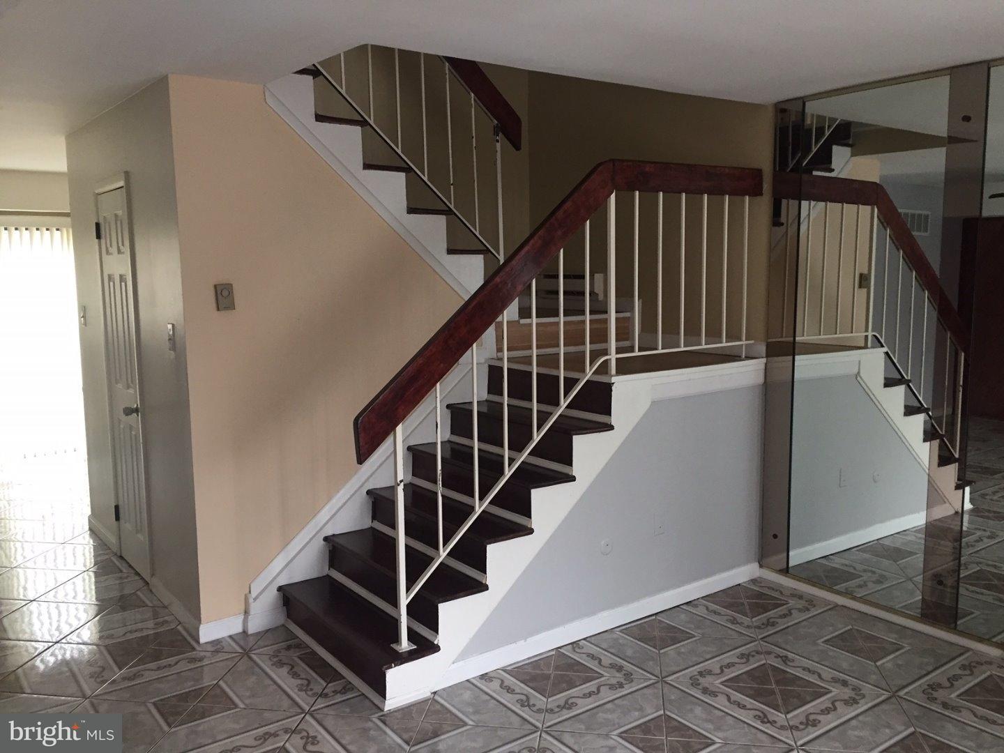 11 Dover Court Clementon, NJ 08021 - Photo 4 of 13