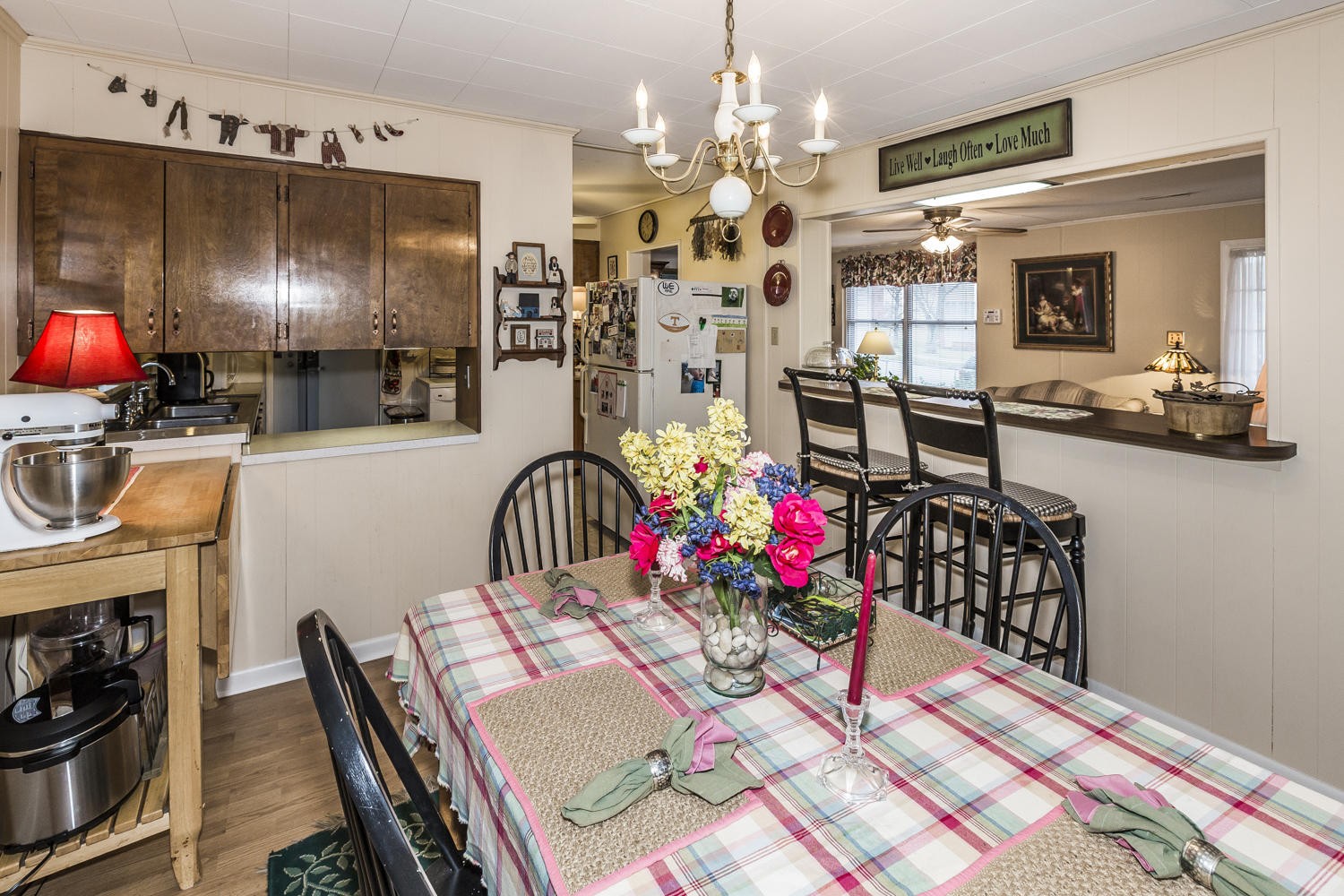 101 Parsons Road Oak Ridge, TN 37830 - Photo 14 of 31 a view of a dining room with furniture and chandelier