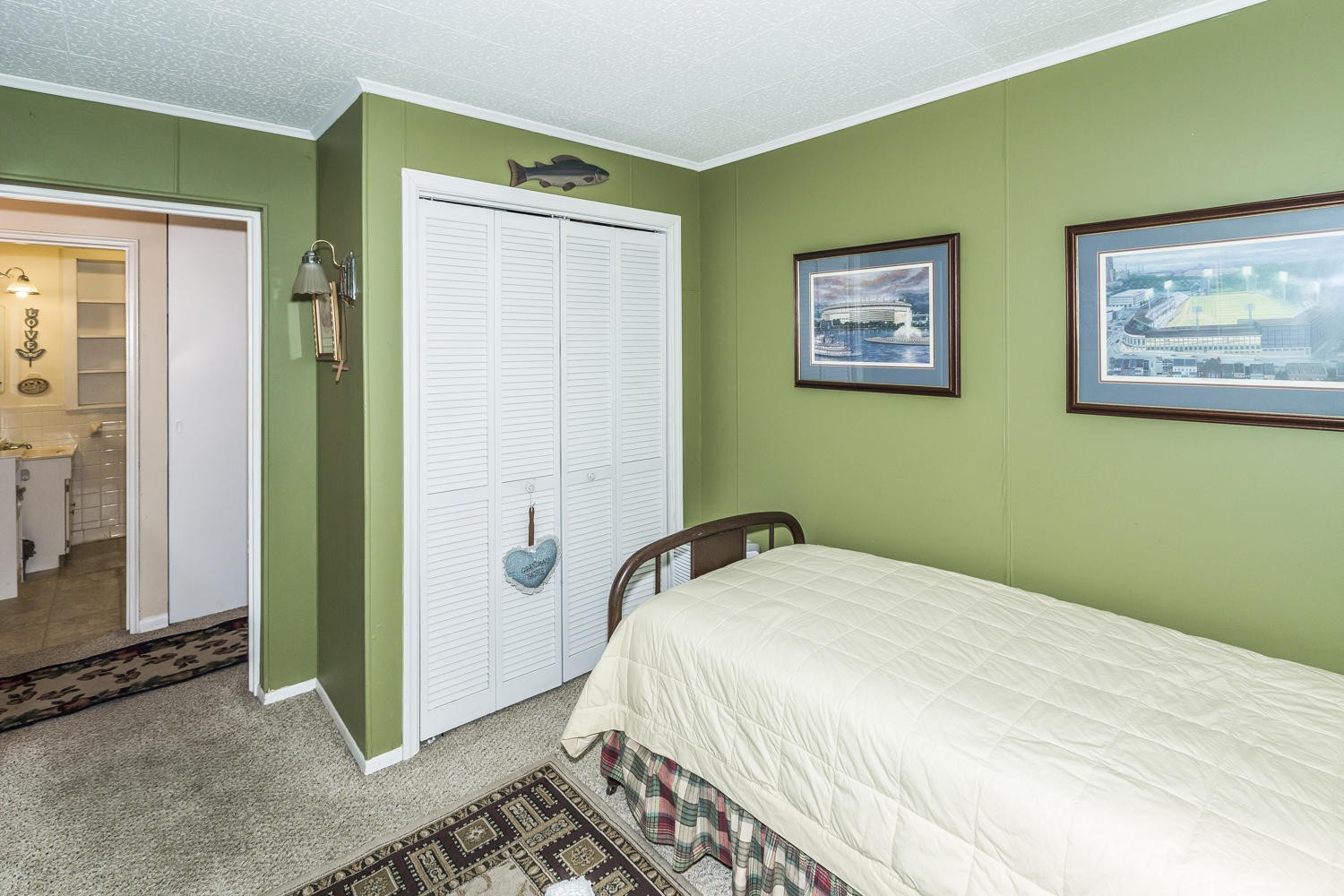 101 Parsons Road Oak Ridge, TN 37830 - Photo 20 of 31 a bedroom with a bed and a window