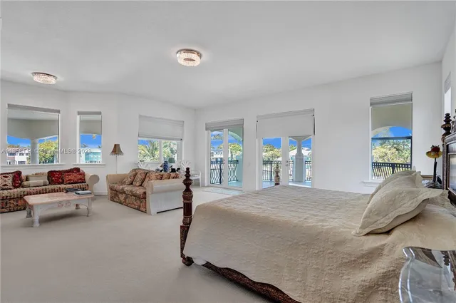 $8,690,000 | 1130 Harbor Court, Hollywood, FL 33019