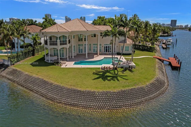 $8,690,000 | 1130 Harbor Court, Hollywood, FL 33019