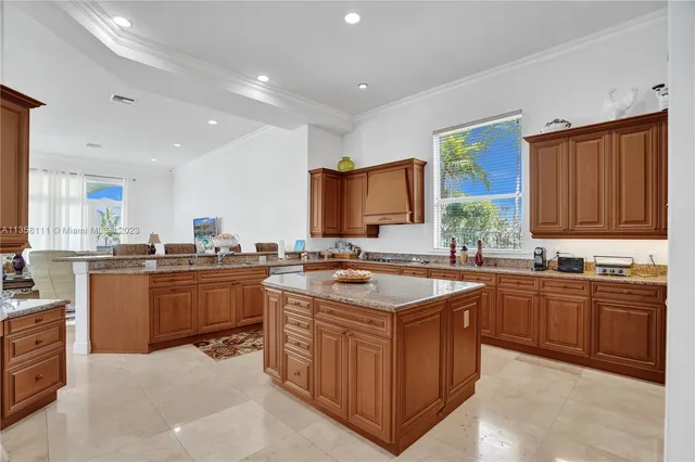$8,690,000 | 1130 Harbor Court, Hollywood, FL 33019