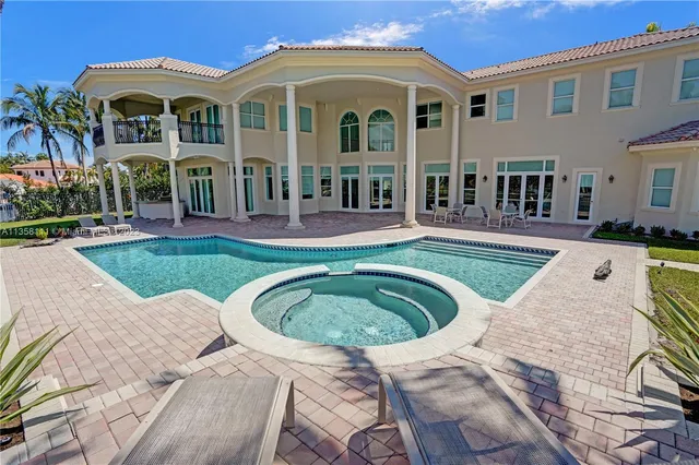$8,690,000 | 1130 Harbor Court, Hollywood, FL 33019