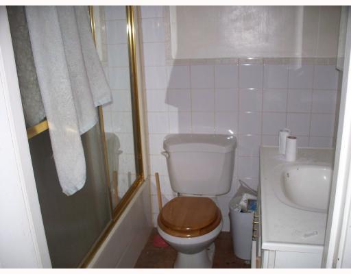 1148 Dohrman Street McKees Rocks, PA 15136 - Photo 11 of 13 Other. Unit 2 Bath