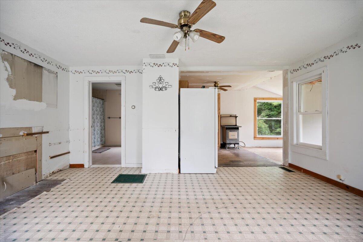 174 Poplar Hill Road Mexico, ME 04257 - Photo 9 of 29 Kitchen