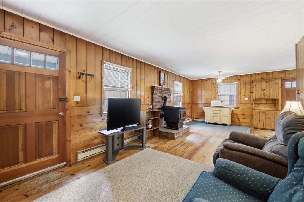 109 Otis Stage Road Blandford, MA 01008 - Photo 5 of 38
