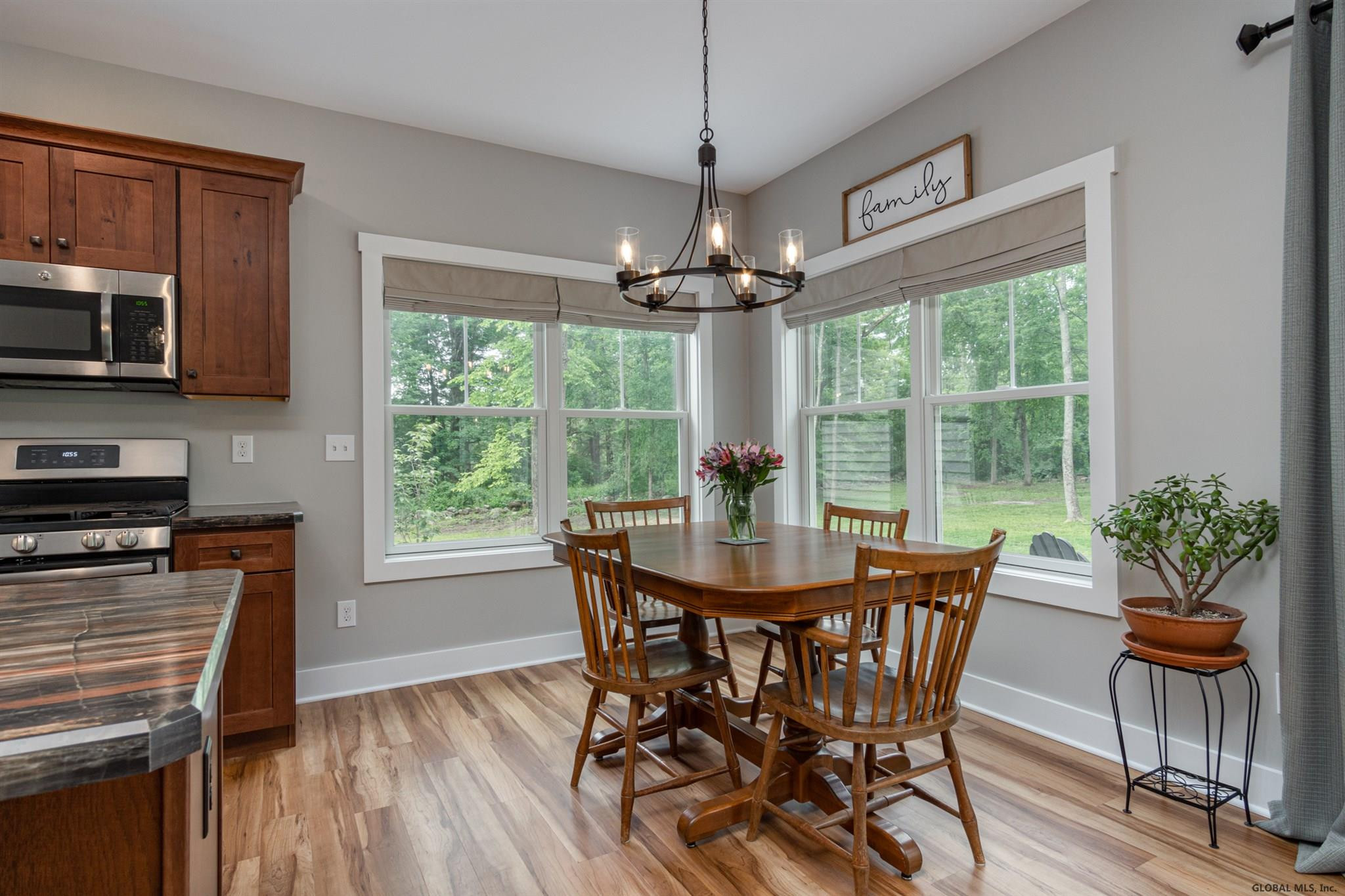 523 Middleline Road Milton, NY 12020 - Photo 5 of 58 Photo 5
