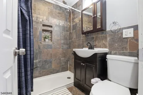 $675,000 | 239 3rd Avenue, Garwood, NJ 07027