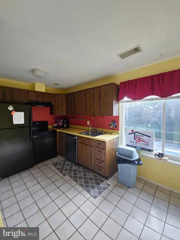 $490,000 | 1808 Westwind Way, Unit 79, McLean, VA 22102