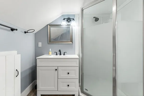 $3,200 | 95 Rumford Street, Concord, NH 03301