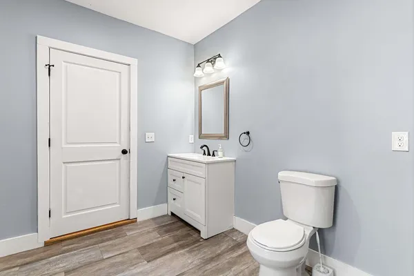$3,200 | 95 Rumford Street, Concord, NH 03301