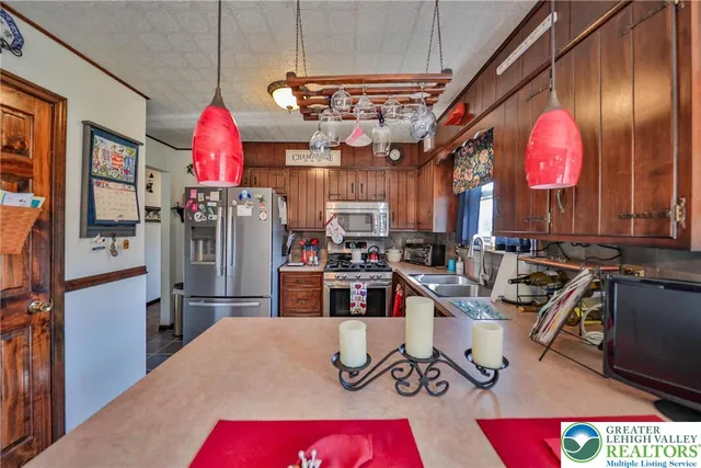 $384,900 | 70 Faust North Road, Bethel, PA 19507