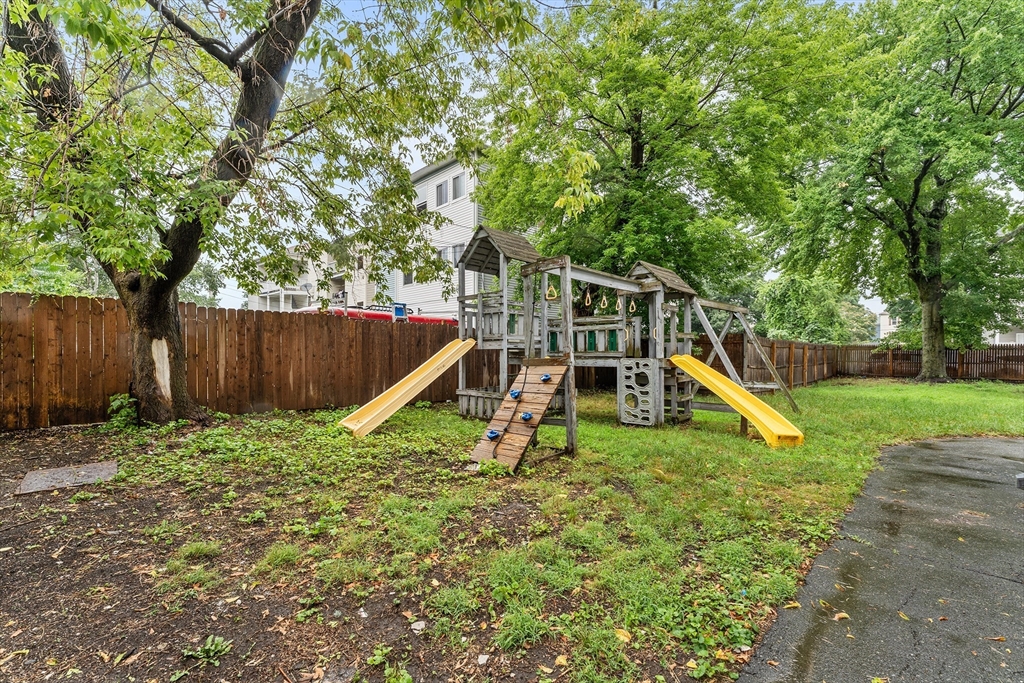 2 Hacker Court Worcester, MA 01603 - Photo 29 of 32