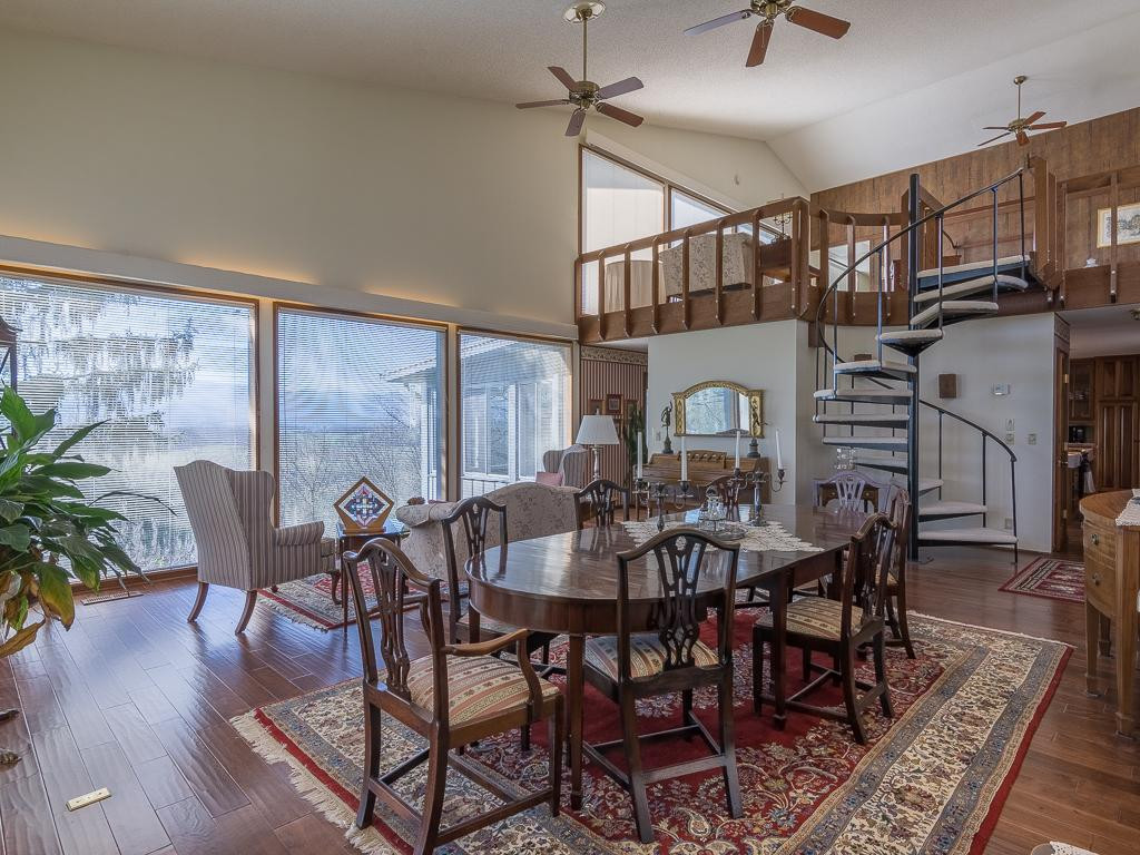 239 Peregrine Lane Chuckey, TN 37641 - Photo 3 of 34 Great room