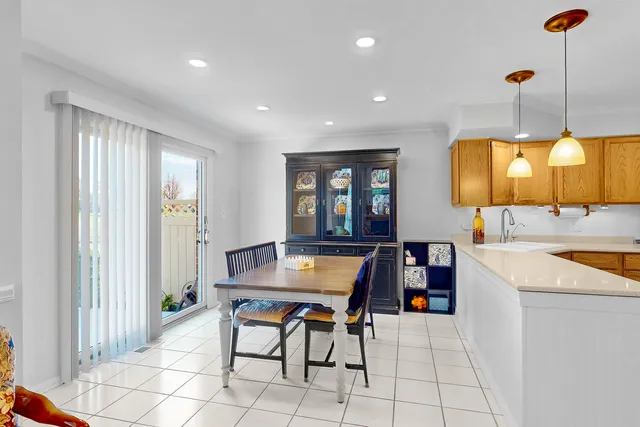 $425,000 | 1065 Jamey Lane, Addison, IL 60101