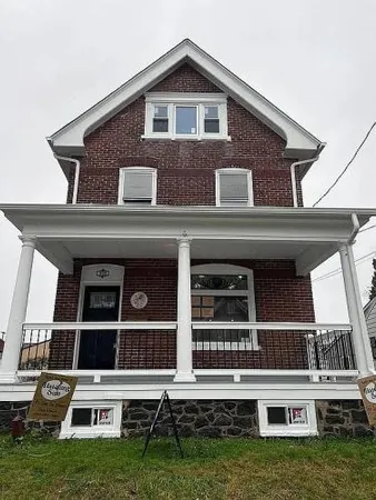 $489,000 | 322 Fairview Street, Coopersburg, PA 18036