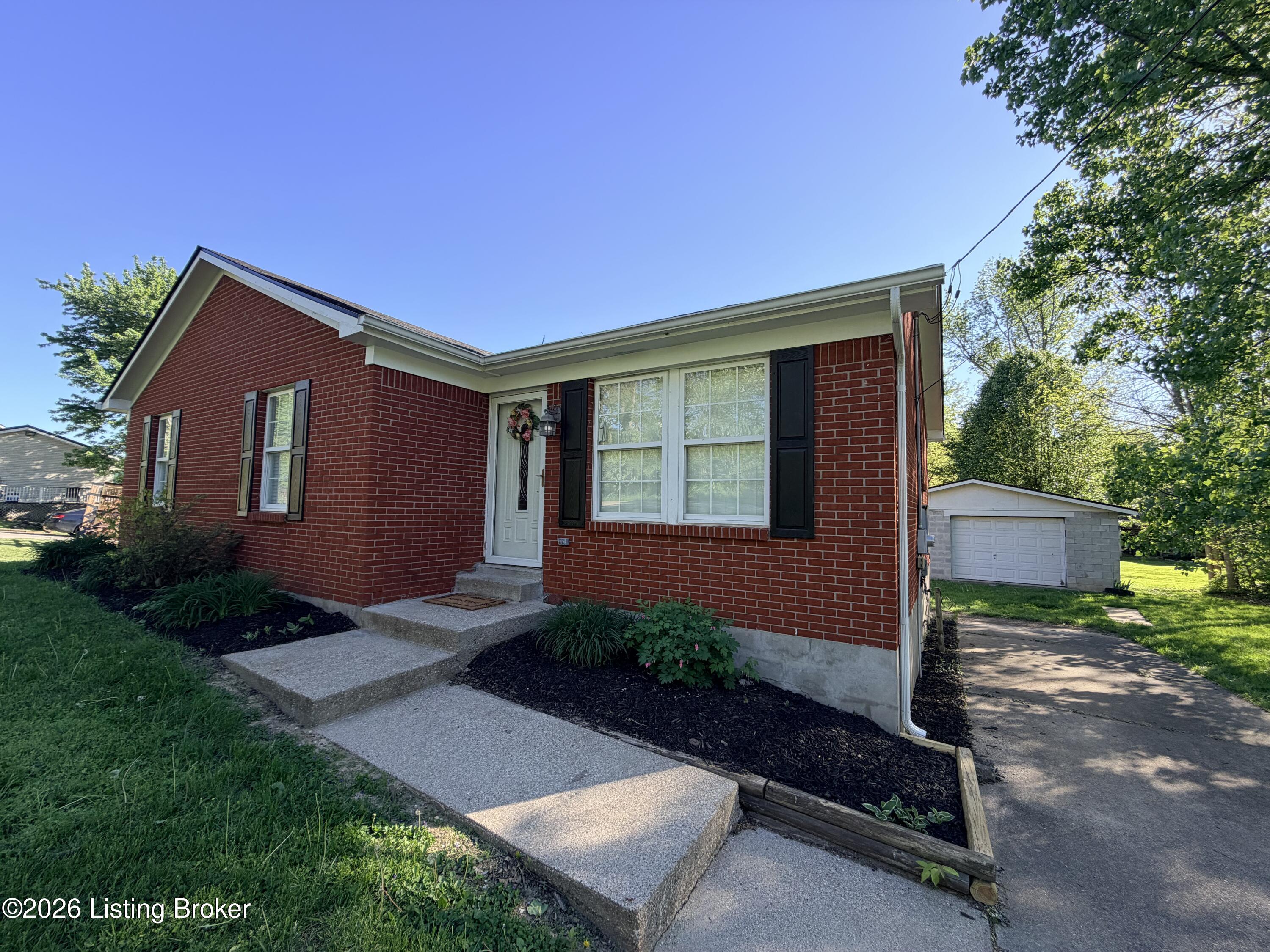 1460 Martin Road Carrollton, KY 41008 - Photo 2 of 17 IMG_3031