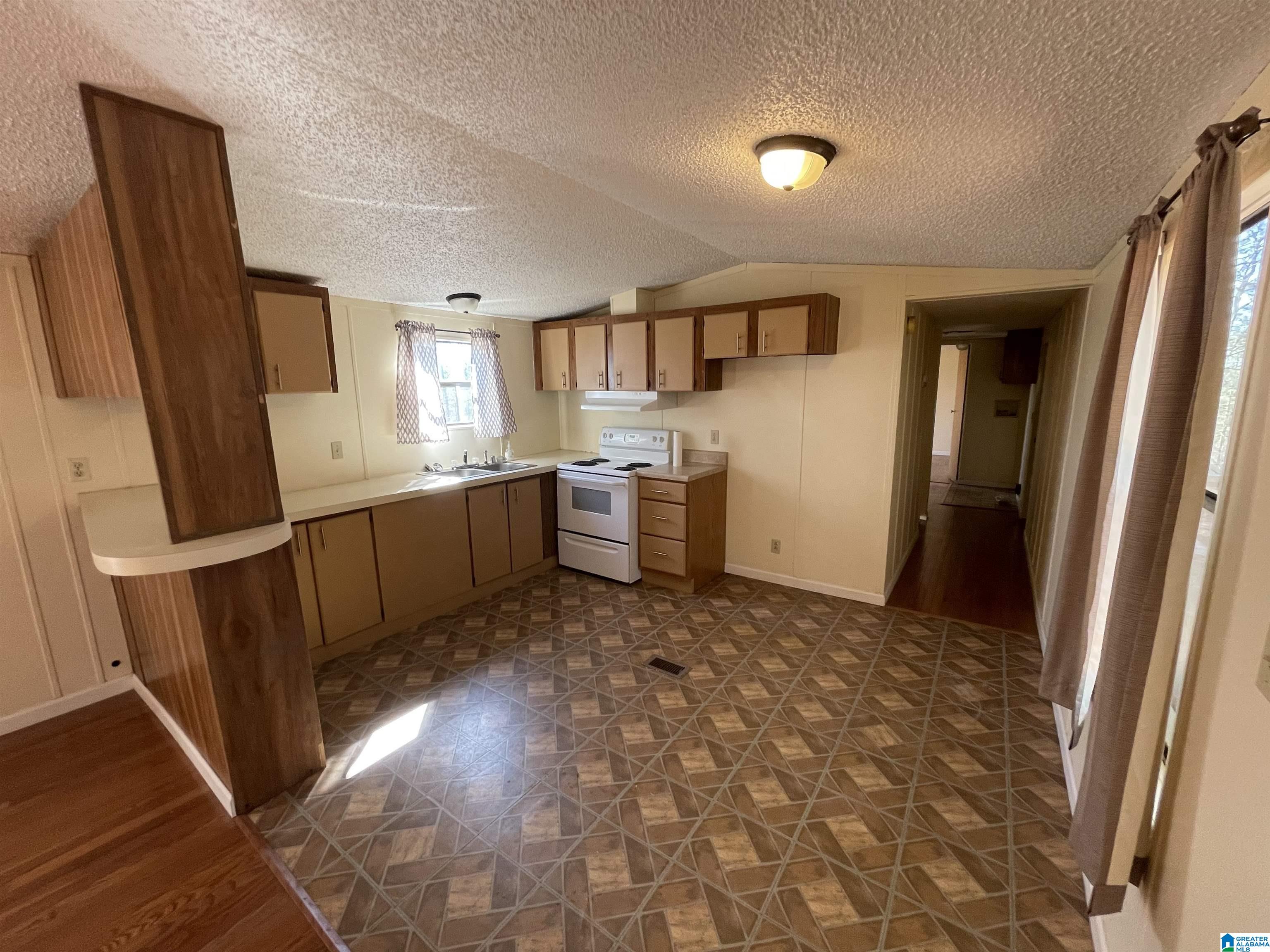 1010 Homestead Road Hayden, AL 35079 - Photo 3 of 4