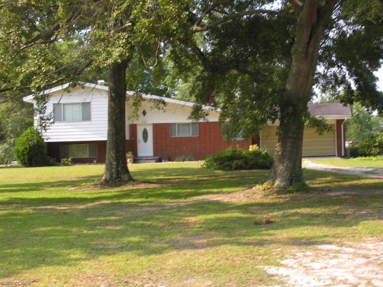 325 Nine Foot Road Newport, NC 28570 - Photo 1 of 13 325 Nine Foot Road