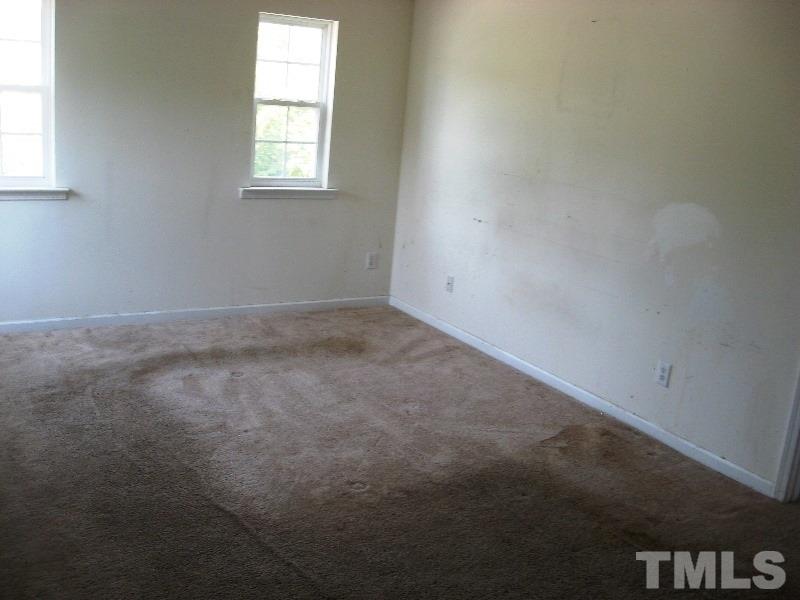 5830 Finestra Way Raleigh, NC 27610 - Photo 6 of 8