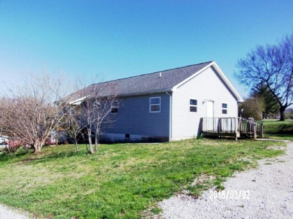 366 Filbert Street Newport, TN 37821 - Photo 1 of 13 Photo 1