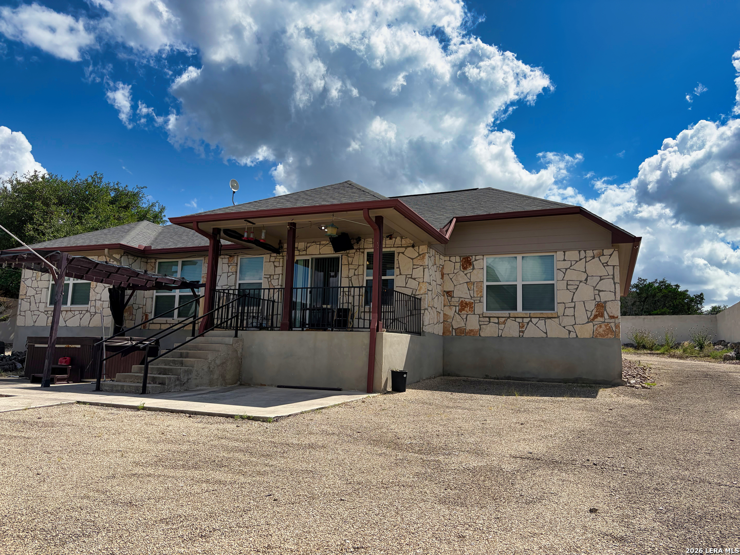 129 Rapids Circle Bandera, TX 78003 - Photo 5 of 50