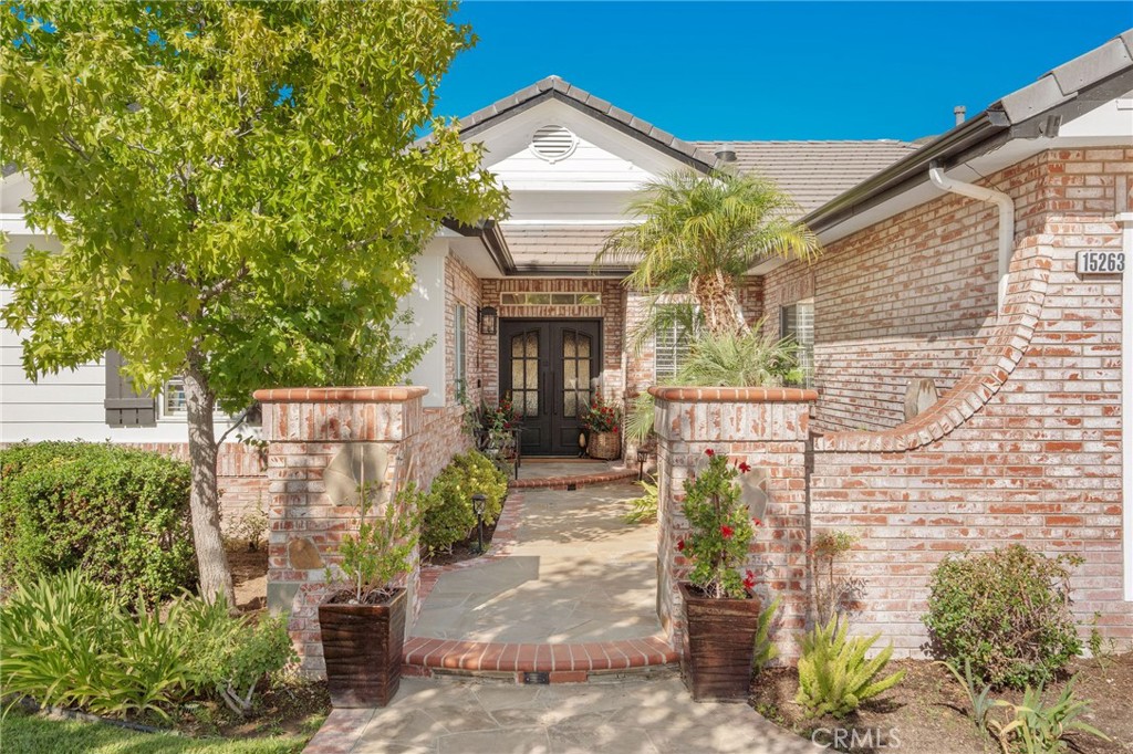 15263 Saddleback Road Canyon Country, CA 91387 - Photo 9 of 50 Gallery Image 9