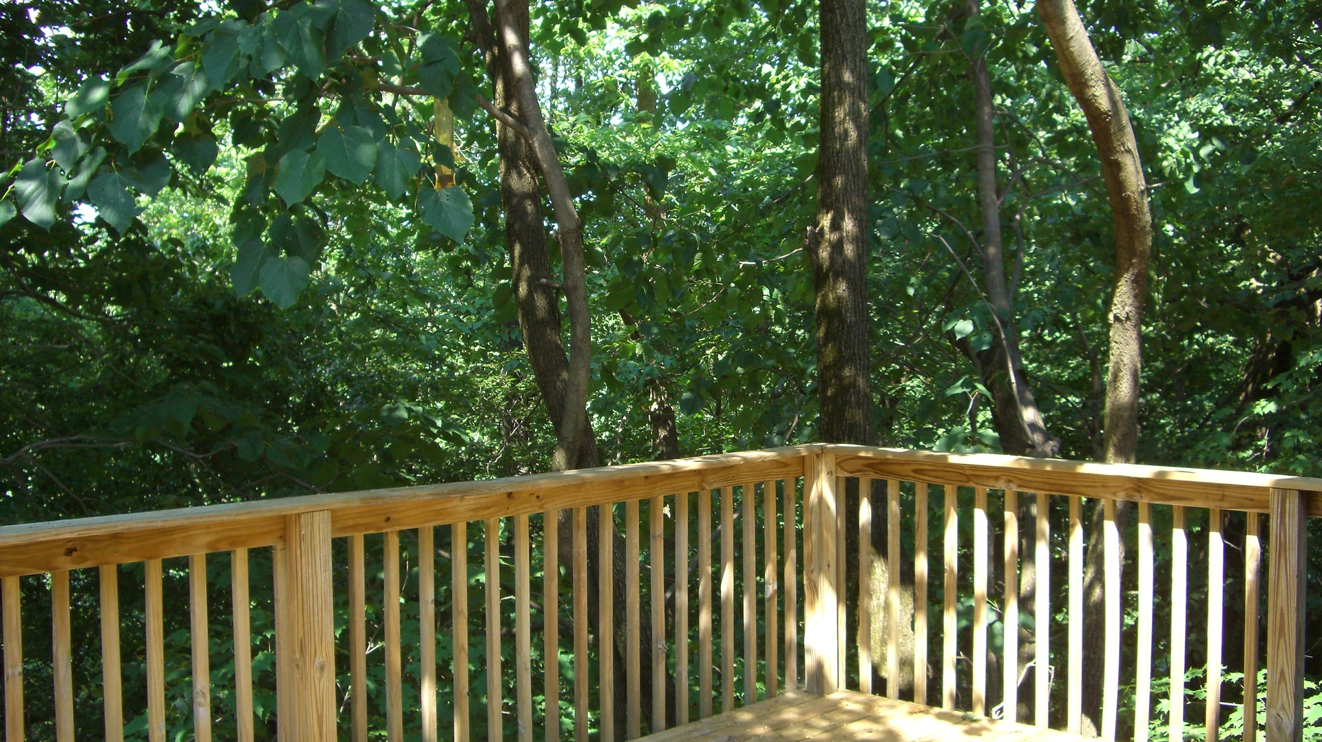 2055 North 35th Road Ottawa, IL 61350 - Photo 28 of 41 a view of a wooden roof deck