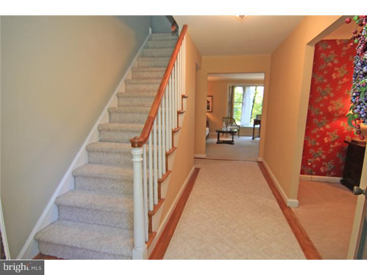 61 Hunters Lane Devon, PA 19333 - Photo 2 of 25 Gallery Image 2