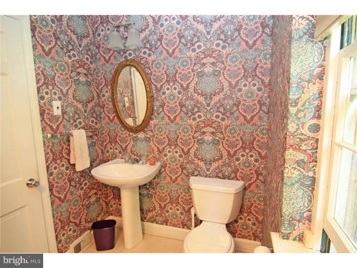 61 Hunters Lane Devon, PA 19333 - Photo 12 of 25 Gallery Image 12