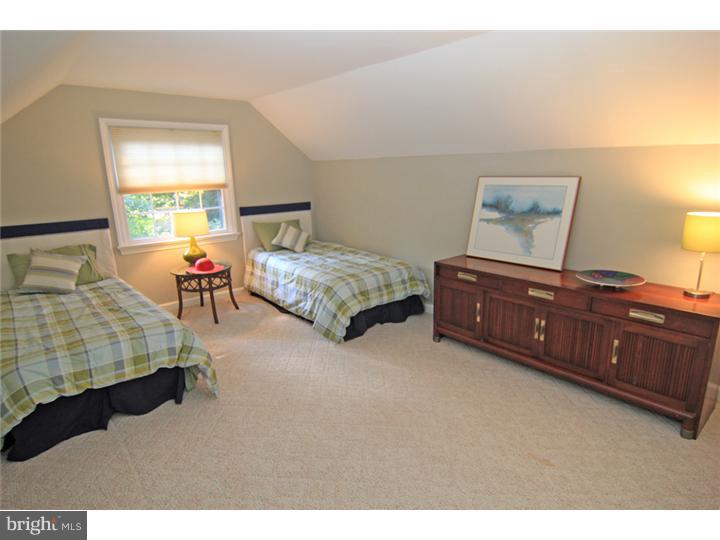 61 Hunters Lane Devon, PA 19333 - Photo 16 of 25 Gallery Image 16