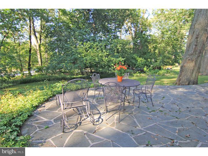 61 Hunters Lane Devon, PA 19333 - Photo 21 of 25 Gallery Image 21