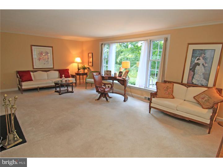 61 Hunters Lane Devon, PA 19333 - Photo 4 of 25 Gallery Image 4