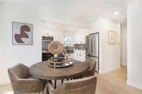 $1,995,000 | 2019 Orange Avenue, Costa Mesa, CA 92627