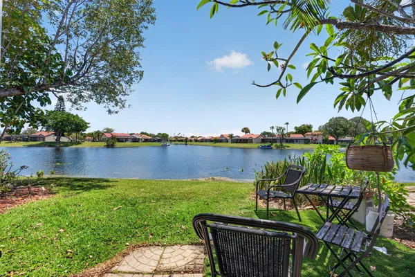 $3,295 | 1092 Southwest 42nd Avenue, Deerfield Beach, FL 33442
