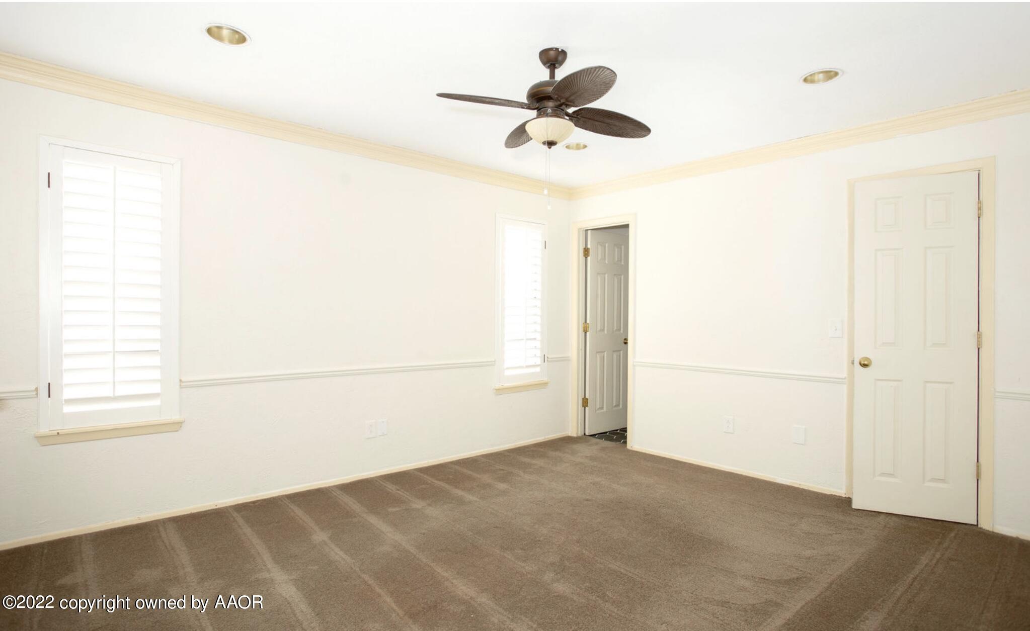 6700 Foothill Drive Amarillo, TX 79124 - Photo 7 of 17 a view of a room with a ceiling fan