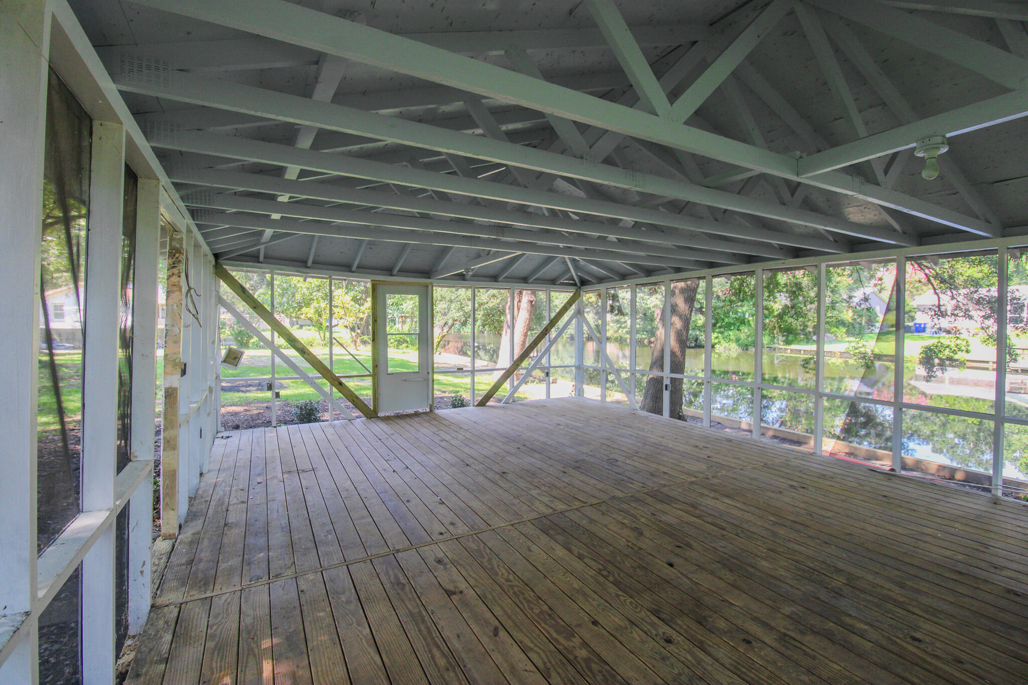 2345 Wofford Road Charleston, SC 29414 - Photo 18 of 27 FA05734C-BE24-4283-9DF5-F7EE4ED1B673