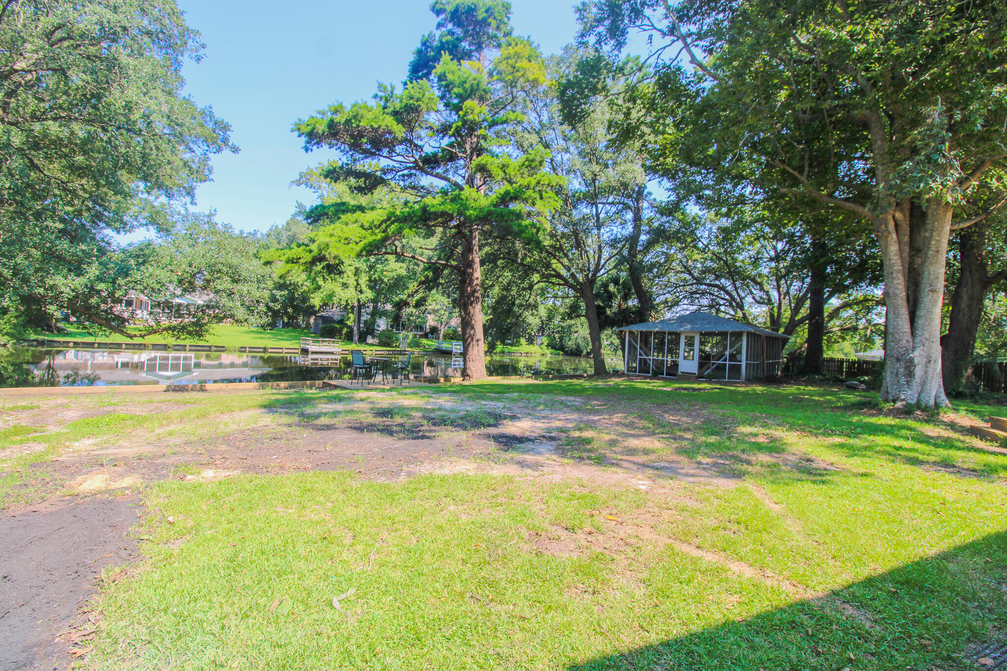 2345 Wofford Road Charleston, SC 29414 - Photo 20 of 27 28BEAC2E-9C85-40AA-9D09-4F8746D07843