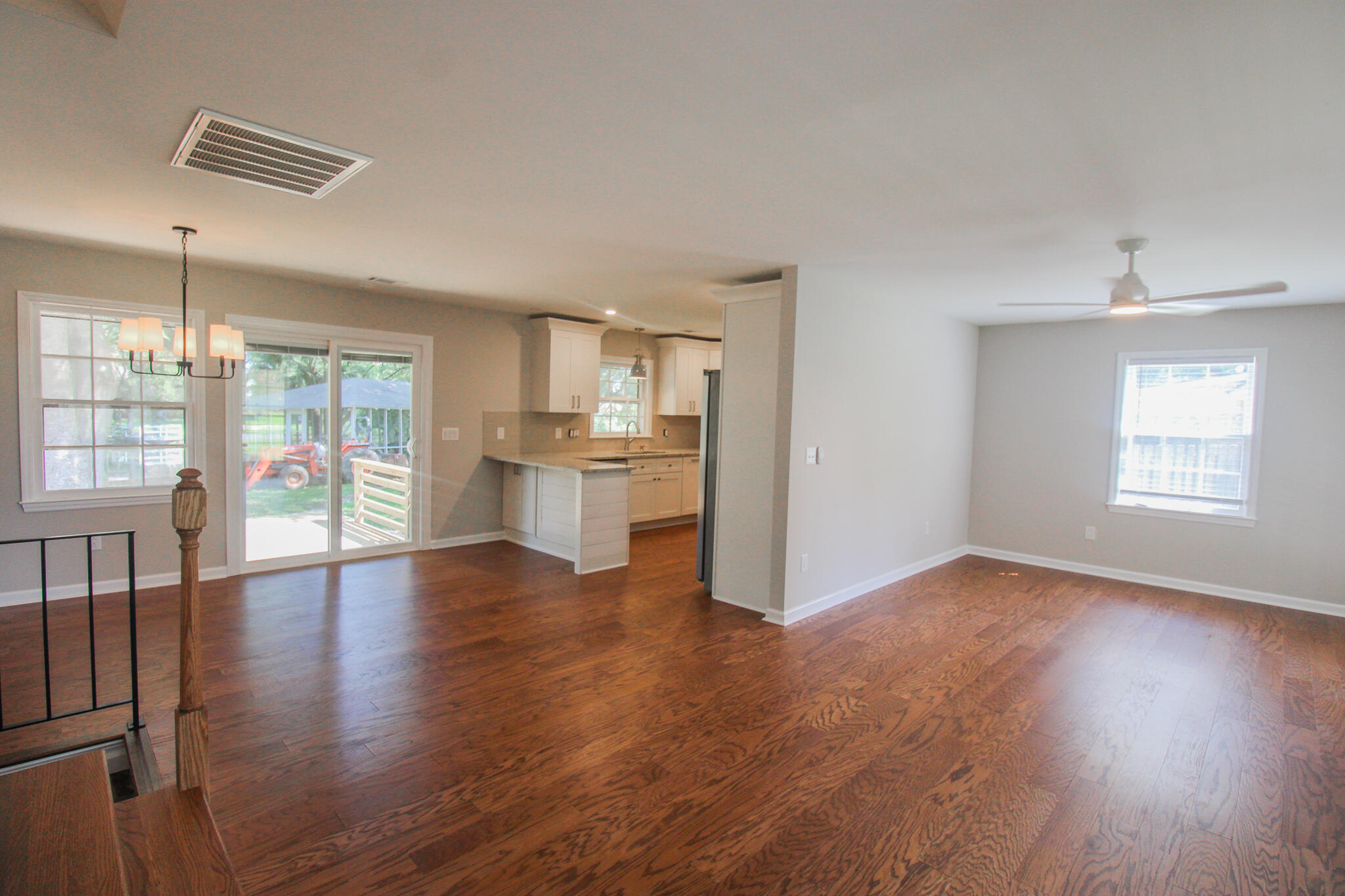 2345 Wofford Road Charleston, SC 29414 - Photo 3 of 27 E0DCD81A-C91E-4185-B27B-7A0B22697CE4