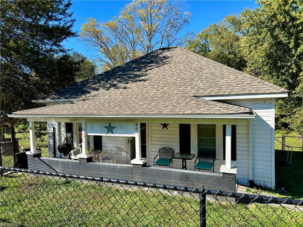 280 Burke Road Mount Airy, NC 27030 - Photo 17 of 19 Gallery Image 17