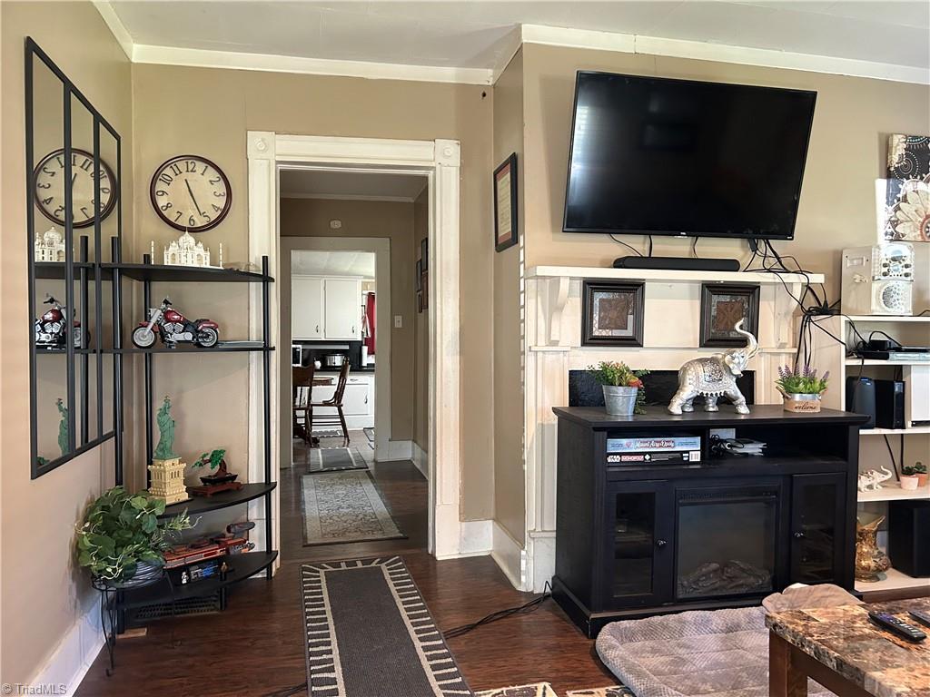 280 Burke Road Mount Airy, NC 27030 - Photo 3 of 19 Gallery Image 3