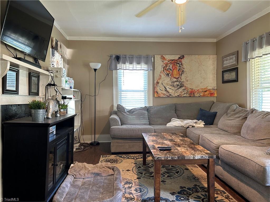 280 Burke Road Mount Airy, NC 27030 - Photo 4 of 19 Gallery Image 4