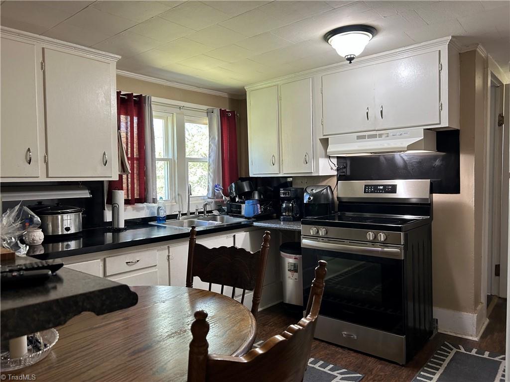 280 Burke Road Mount Airy, NC 27030 - Photo 10 of 19 Gallery Image 10