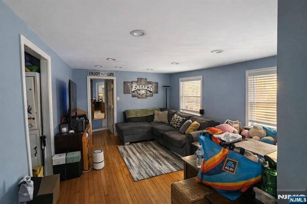 118 Darwin Avenue, Unit 30 Rutherford, NJ 07070 - Photo 6 of 11