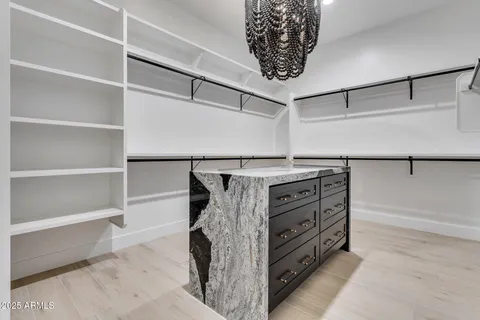 $1,400,000 | 1602 East Cloud Road, Phoenix, AZ 85086