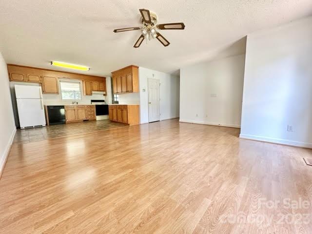 336 Millsaps Road Statesville, NC 28625 - Photo 6 of 19 Gallery Image 6